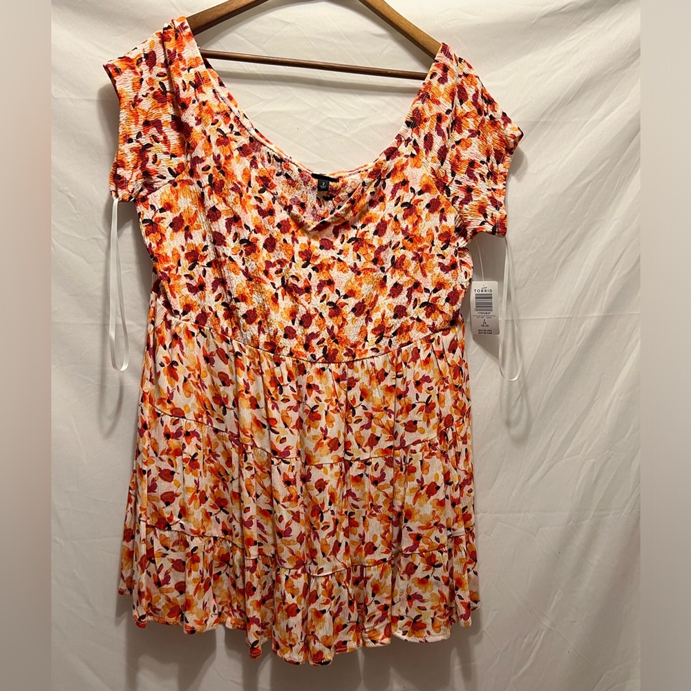 Torrid Peplum Top NWT size 2x 18/20